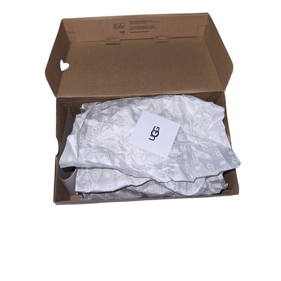 UGG (NWT) Women’s Sheepskin Fuzz Yeah Sandals Size 10 - Picture 10 of 13